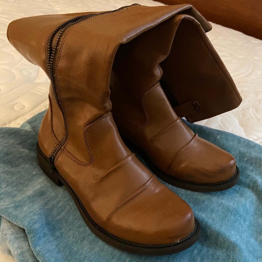 Mia boots
